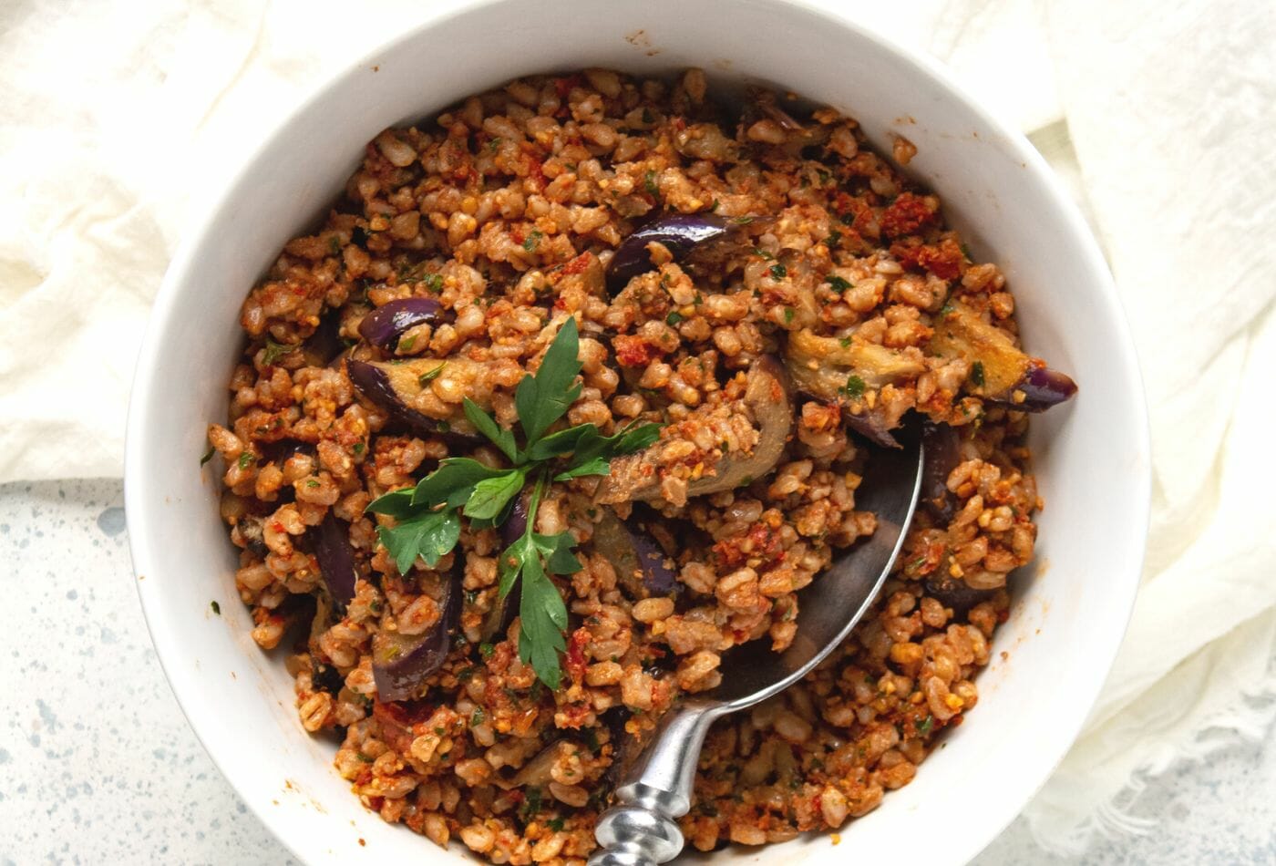 Sundried Tomato Pesto Farro SaladActionable Wellness